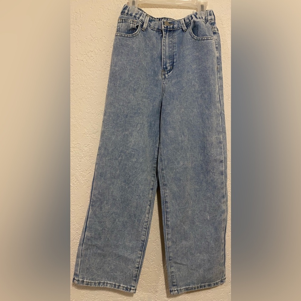 New- Girls Jeans 
Size 11Y